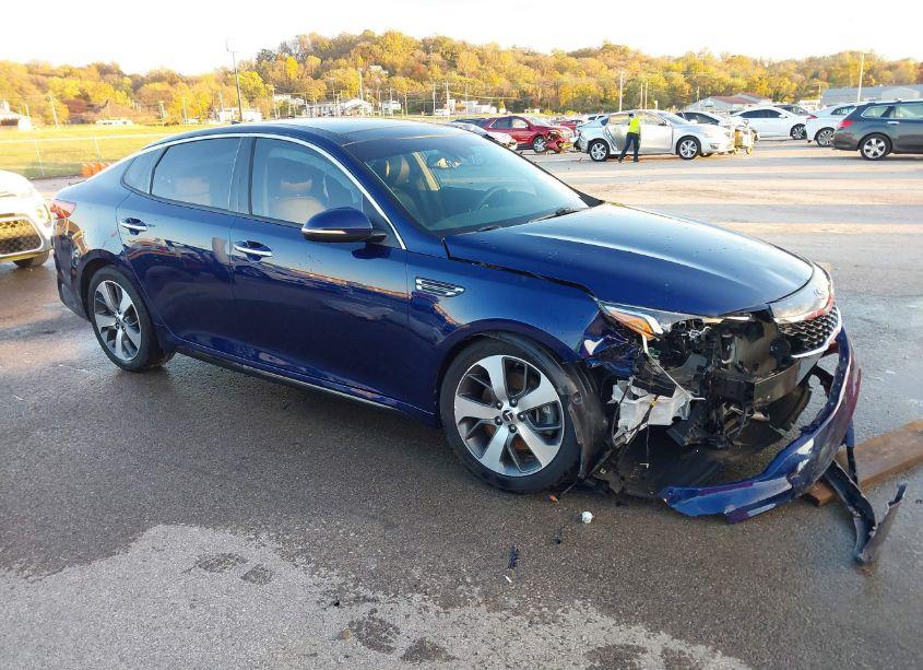 2019 Kia Optima S (VIN 5XXGT4L39KG287553) main photo