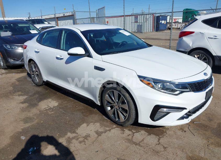 2019 Kia Optima S (VIN 5XXGT4L39KG296267) main photo