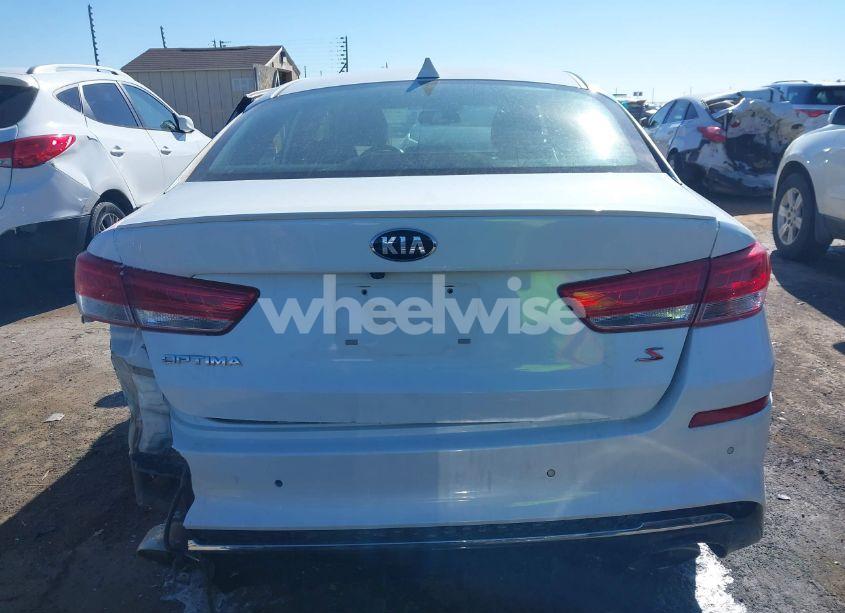 Photo 16 of 2019 Kia Optima S (VIN 5XXGT4L39KG296267)