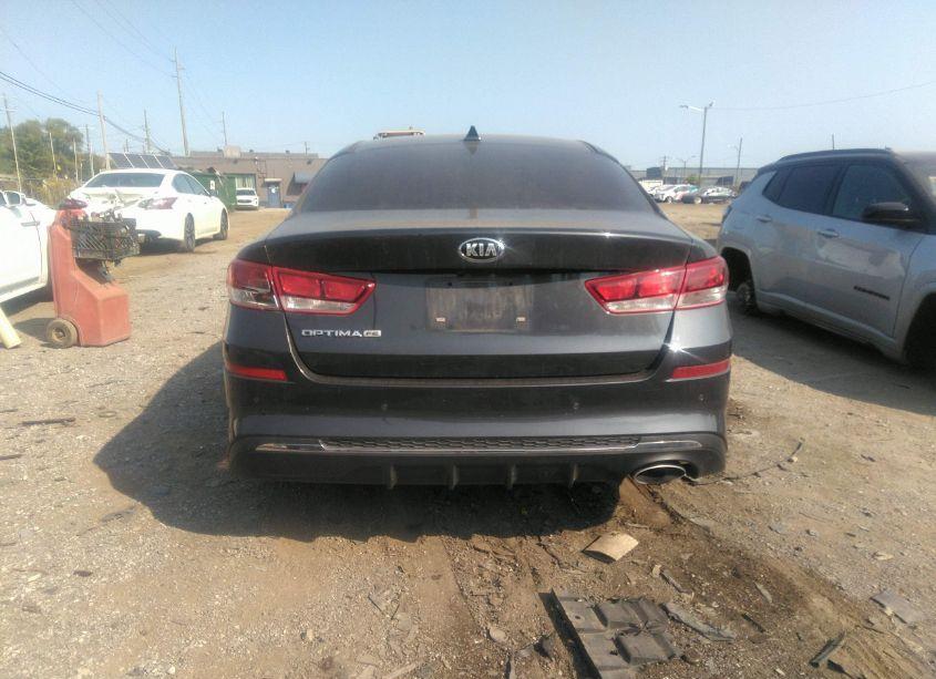 Photo 16 of 2019 Kia Optima LX (VIN 5XXGT4L39KG298844)