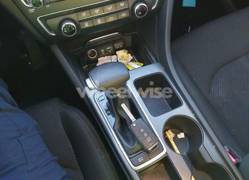 Photo 11 of 2019 Kia Optima LX (VIN 5XXGT4L39KG311785)