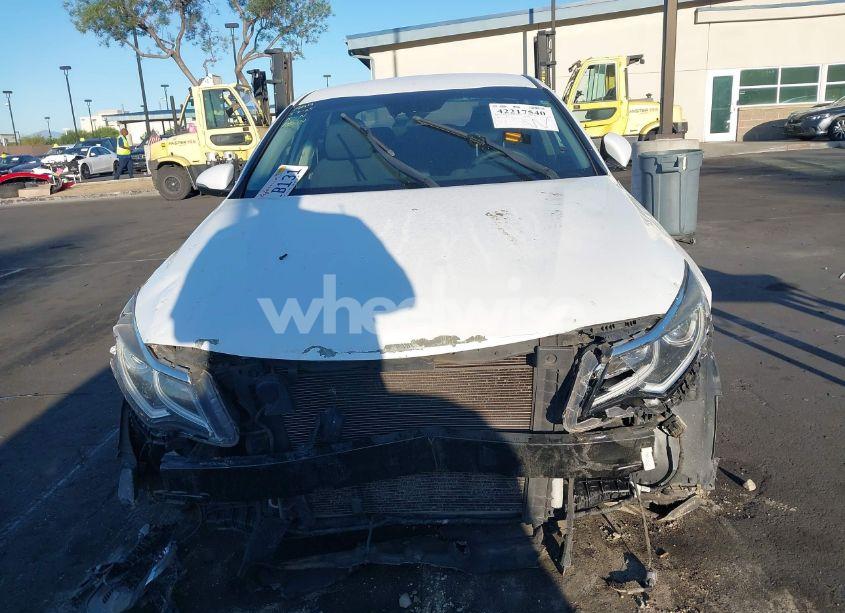 Photo 12 of 2019 Kia Optima LX (VIN 5XXGT4L39KG311785)