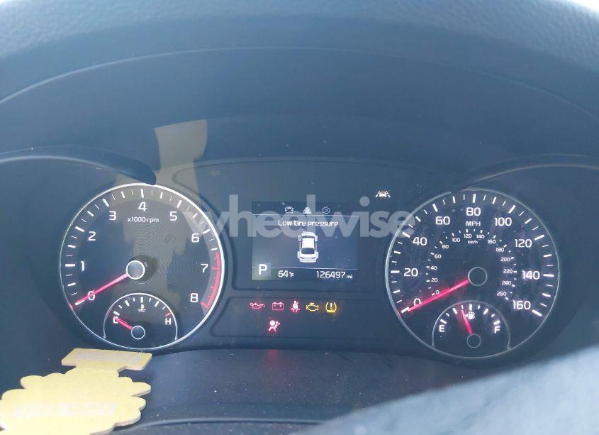 Photo 15 of 2019 Kia Optima LX (VIN 5XXGT4L39KG311785)