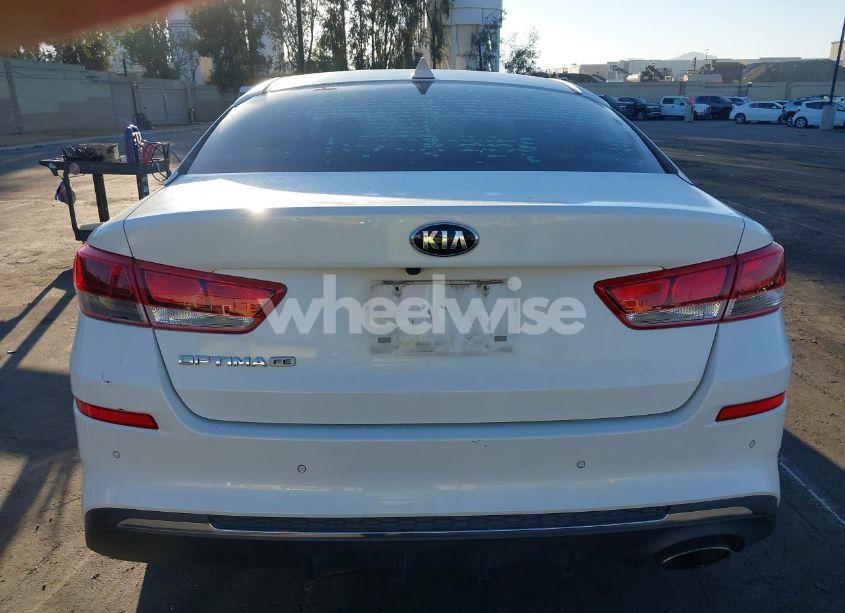 Photo 16 of 2019 Kia Optima LX (VIN 5XXGT4L39KG311785)