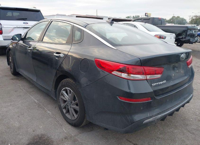 Photo 3 of 2019 Kia Optima LX (VIN 5XXGT4L39KG321698)