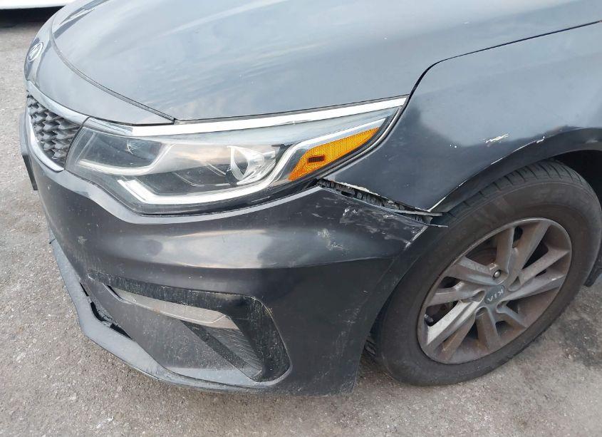 Photo 6 of 2019 Kia Optima LX (VIN 5XXGT4L39KG321698)