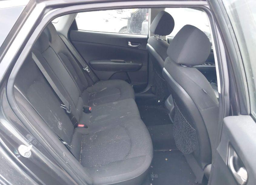 Photo 8 of 2019 Kia Optima LX (VIN 5XXGT4L39KG321698)