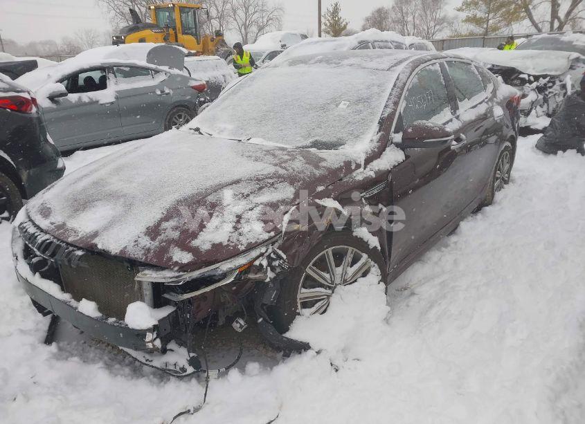 Photo 2 of 2019 Kia Optima LX (VIN 5XXGT4L39KG323600)