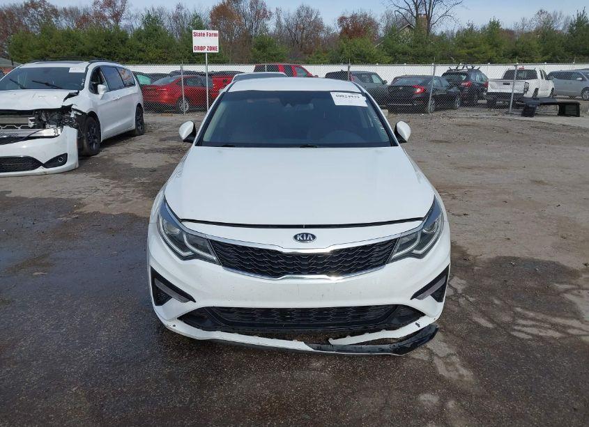 Photo 12 of 2019 Kia Optima LX (VIN 5XXGT4L39KG323743)