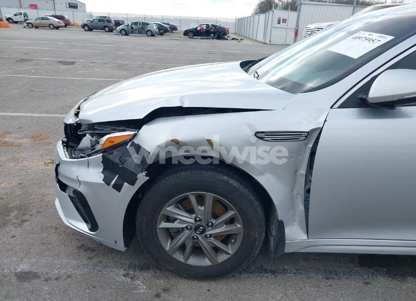Photo 6 of 2019 Kia Optima LX (VIN 5XXGT4L39KG341935)
