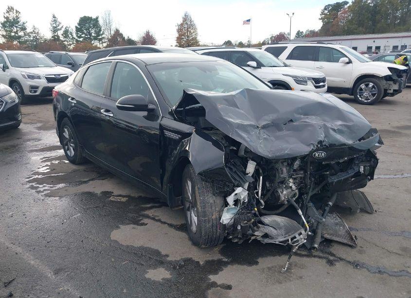 2019 Kia Optima LX (VIN 5XXGT4L39KG352613) main photo