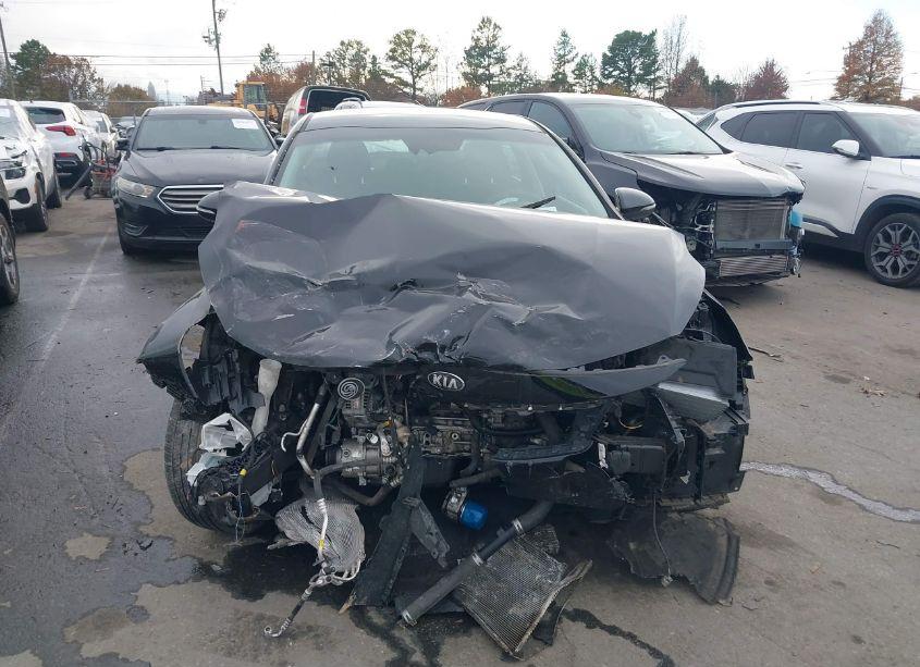 Photo 12 of 2019 Kia Optima LX (VIN 5XXGT4L39KG352613)