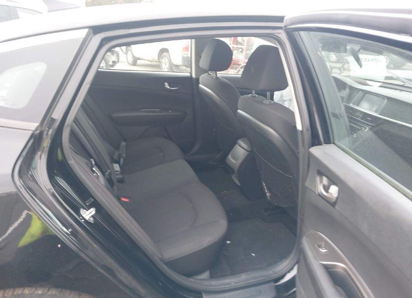 Photo 8 of 2019 Kia Optima LX (VIN 5XXGT4L39KG352613)