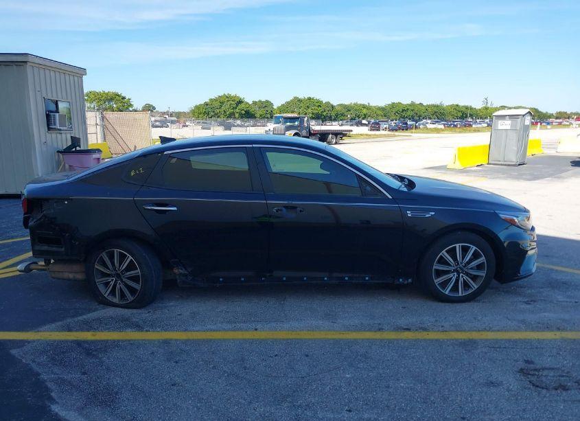 Photo 14 of 2019 Kia Optima LX (VIN 5XXGT4L39KG362364)