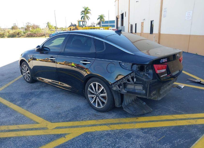 Photo 3 of 2019 Kia Optima LX (VIN 5XXGT4L39KG362364)