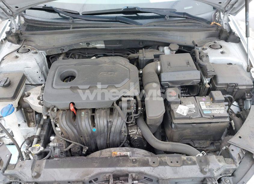 Photo 10 of 2019 Kia Optima LX (VIN 5XXGT4L39KG368570)