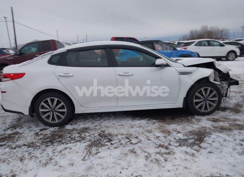 Photo 13 of 2019 Kia Optima LX (VIN 5XXGT4L39KG370111)