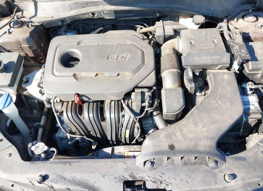 Photo 10 of 2019 Kia Optima LX (VIN 5XXGT4L39KG377852)