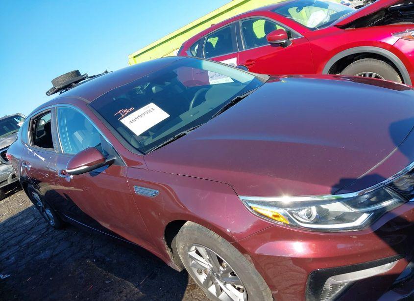 Photo 6 of 2019 Kia Optima LX (VIN 5XXGT4L39KG377852)