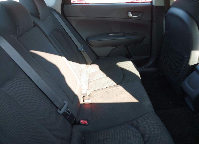 Photo 8 of 2019 Kia Optima LX (VIN 5XXGT4L39KG377852)