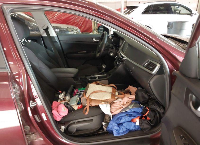 Photo 5 of 2020 Kia Optima LX (VIN 5XXGT4L39LG390120)