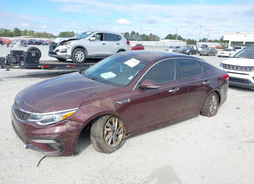 Photo 2 of 2020 Kia Optima LX (VIN 5XXGT4L39LG398573)