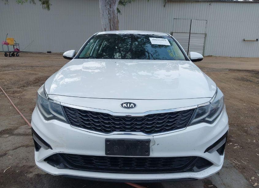 Photo 11 of 2020 Kia Optima LX (VIN 5XXGT4L39LG402735)