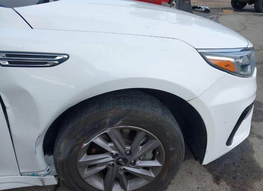 Photo 6 of 2020 Kia Optima LX (VIN 5XXGT4L39LG402735)