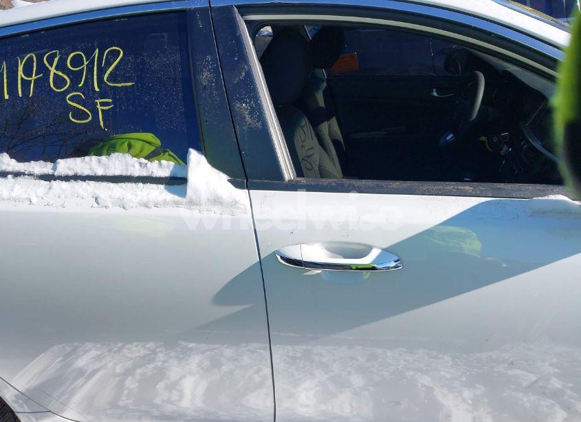 Photo 12 of 2020 Kia Optima LX (VIN 5XXGT4L39LG416635)