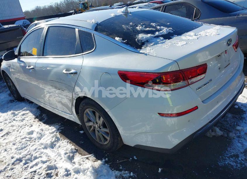 Photo 3 of 2020 Kia Optima LX (VIN 5XXGT4L39LG416635)