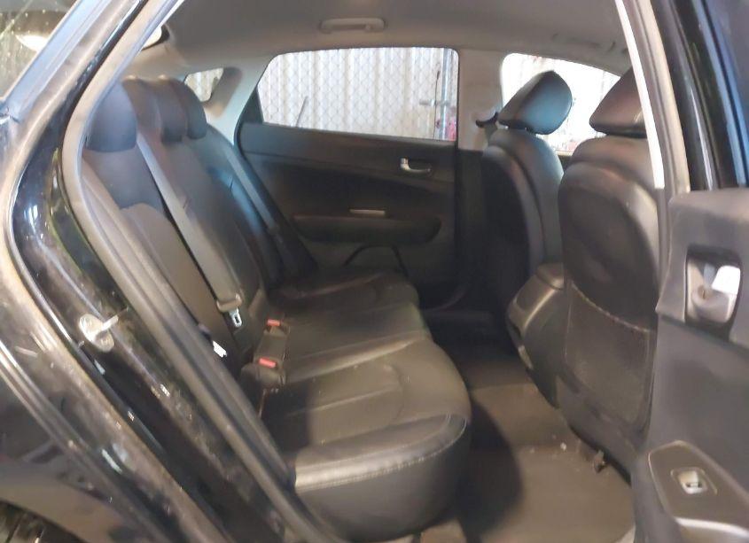 Photo 8 of 2020 Kia Optima S (VIN 5XXGT4L39LG417199)