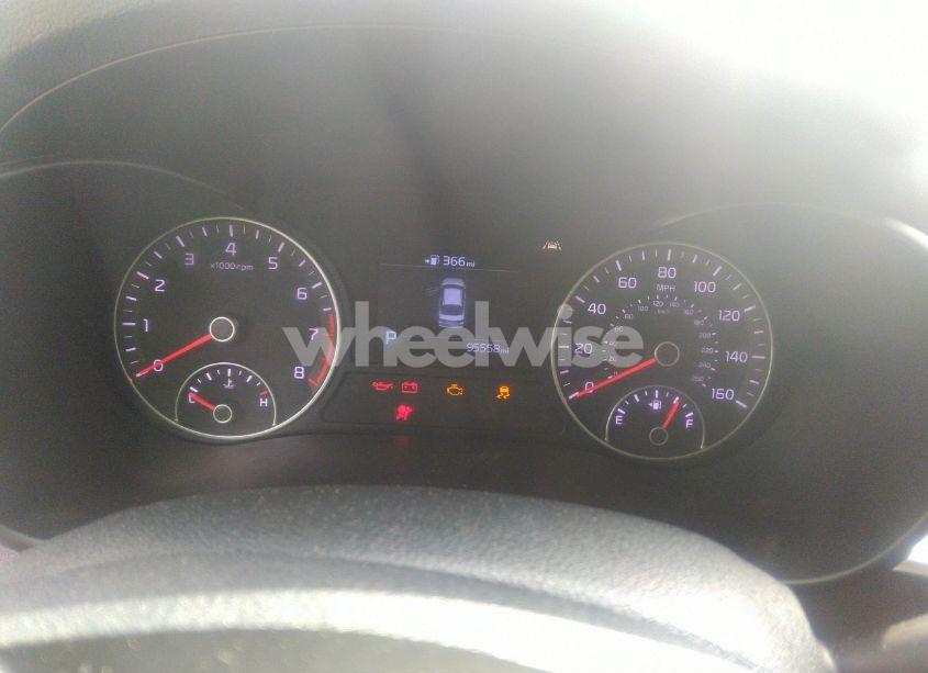 Photo 7 of 2020 Kia Optima LX (VIN 5XXGT4L39LG418319)