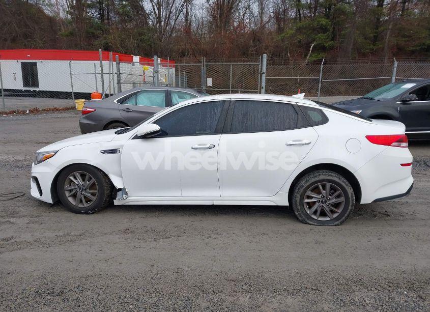 Photo 15 of 2020 Kia Optima LX (VIN 5XXGT4L39LG430115)