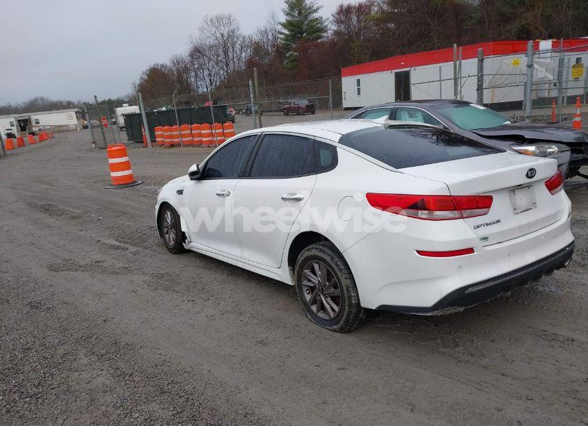 Photo 3 of 2020 Kia Optima LX (VIN 5XXGT4L39LG430115)