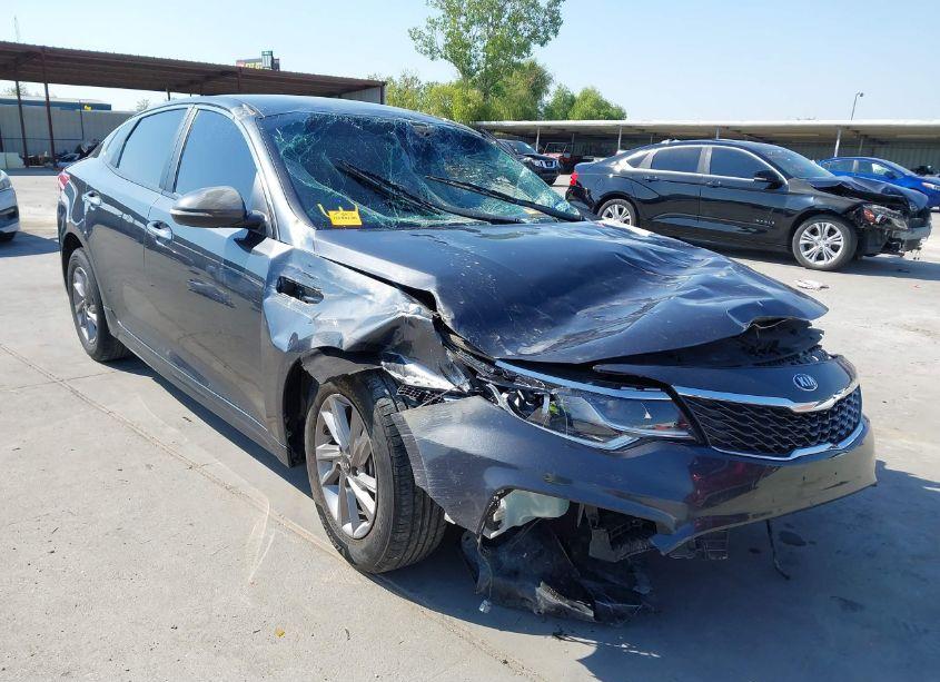 2020 Kia Optima LX (VIN 5XXGT4L39LG430485) main photo