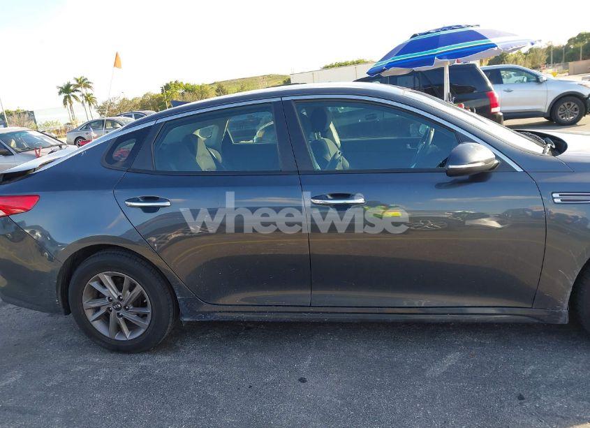 Photo 13 of 2020 Kia Optima LX (VIN 5XXGT4L39LG434312)