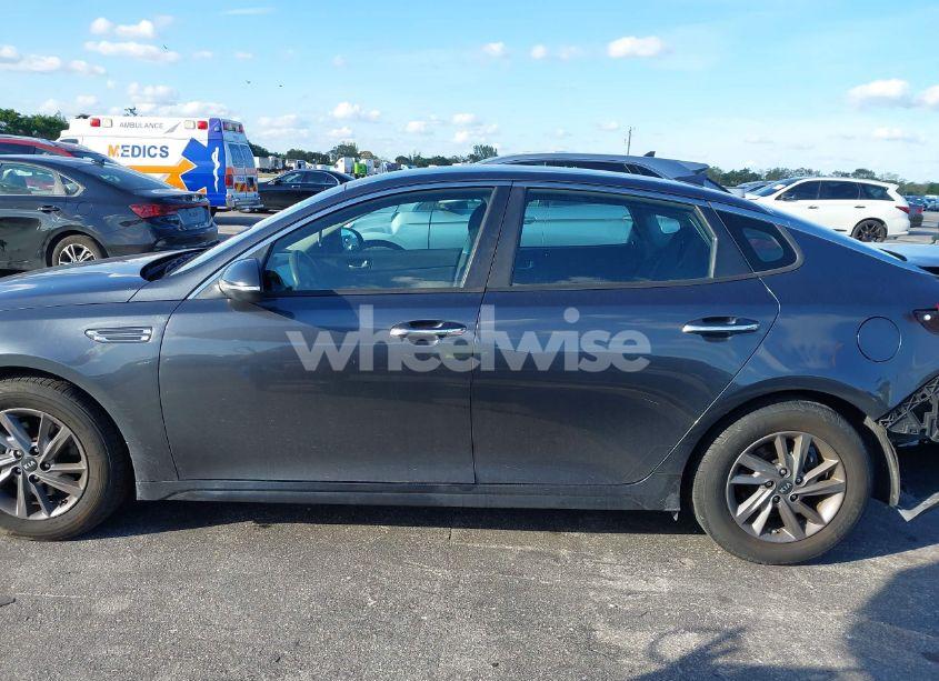 Photo 14 of 2020 Kia Optima LX (VIN 5XXGT4L39LG434312)