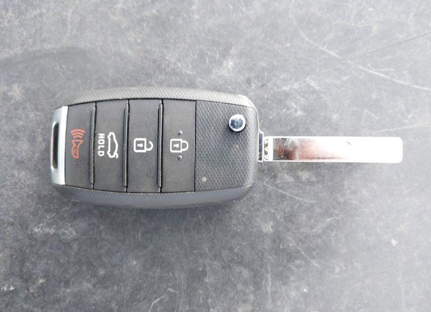 Photo 11 of 2020 Kia Optima LX (VIN 5XXGT4L39LG437291)