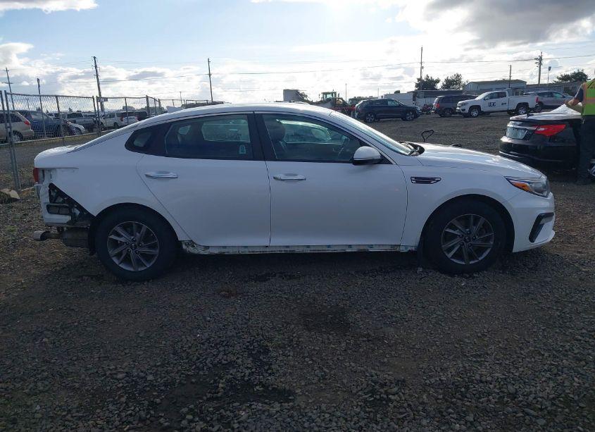 Photo 14 of 2020 Kia Optima LX (VIN 5XXGT4L39LG437291)