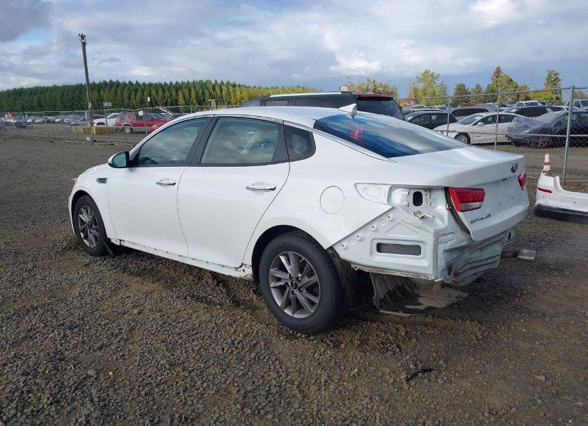 Photo 3 of 2020 Kia Optima LX (VIN 5XXGT4L39LG437291)