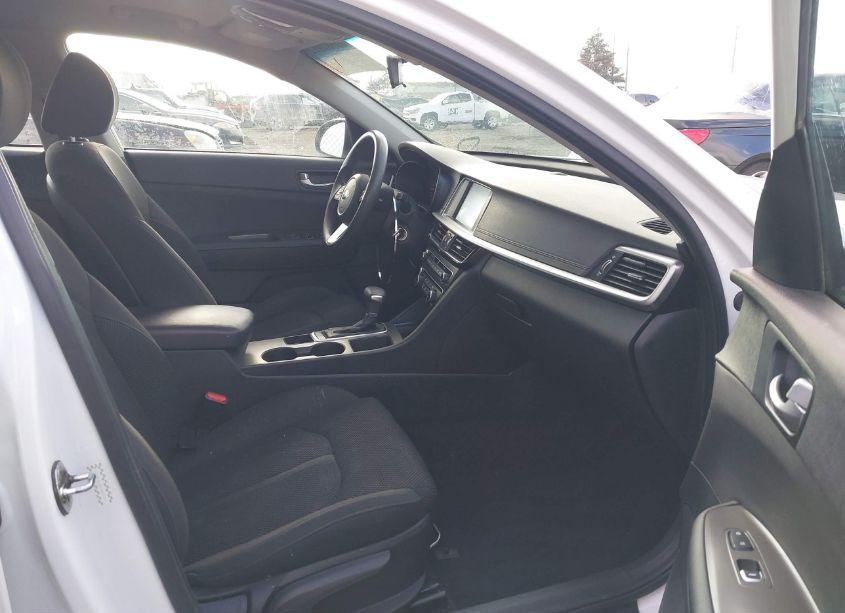 Photo 5 of 2020 Kia Optima LX (VIN 5XXGT4L39LG437291)