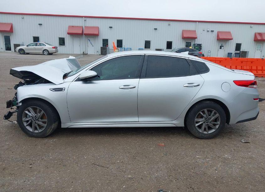 Photo 14 of 2020 Kia Optima LX (VIN 5XXGT4L39LG442331)