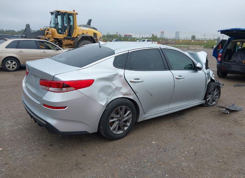 Photo 4 of 2020 Kia Optima LX (VIN 5XXGT4L39LG442331)