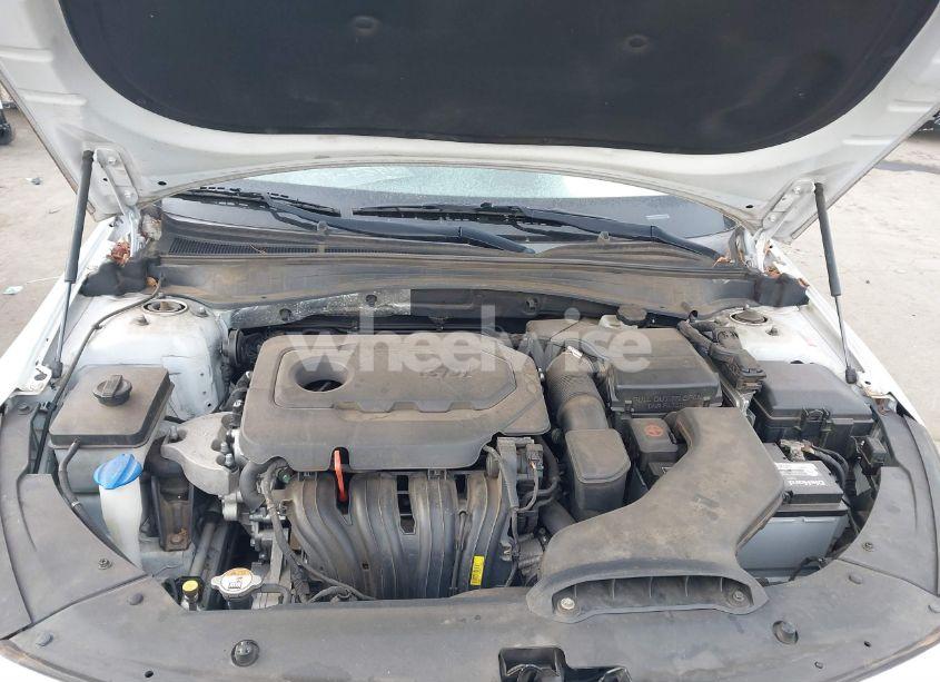 Photo 10 of 2016 Kia Optima LX (VIN 5XXGT4L3XGG001751)