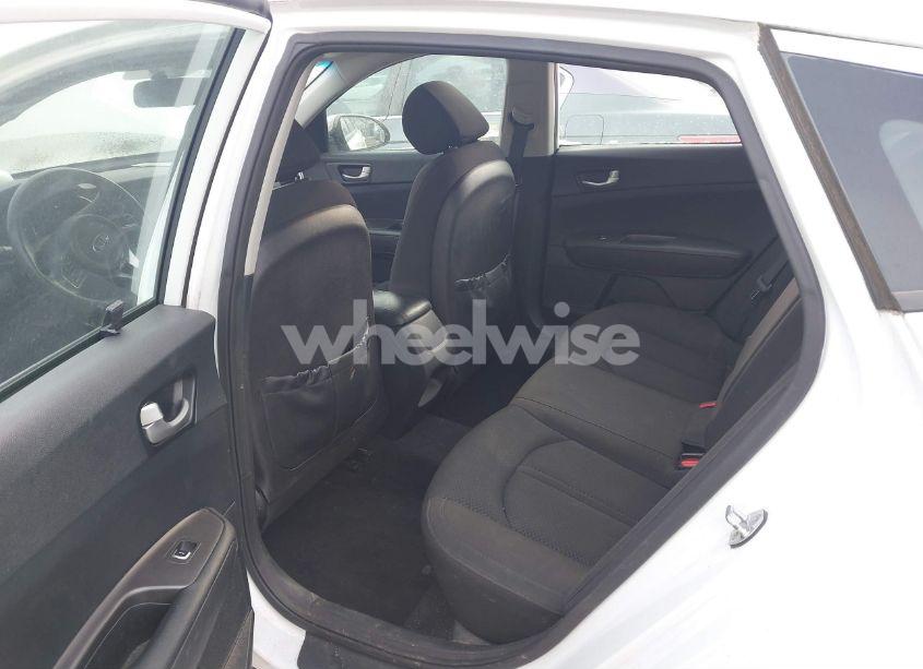 Photo 8 of 2016 Kia Optima LX (VIN 5XXGT4L3XGG001751)