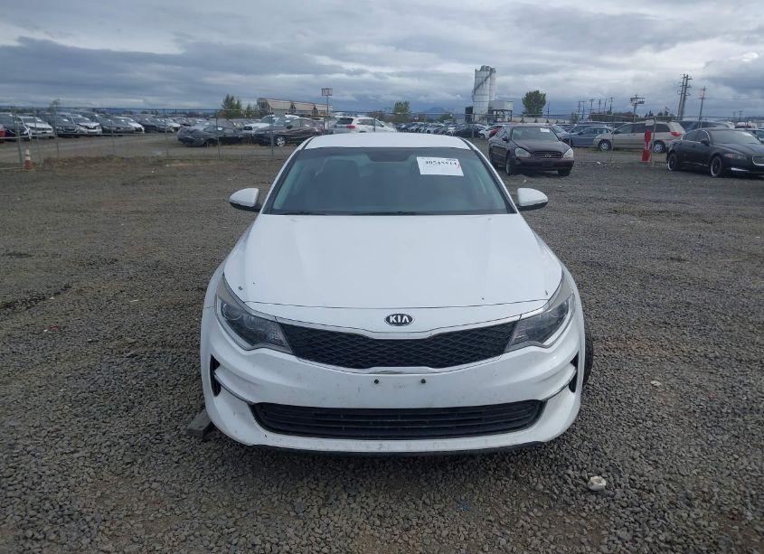 Photo 12 of 2016 Kia Optima LX (VIN 5XXGT4L3XGG002561)