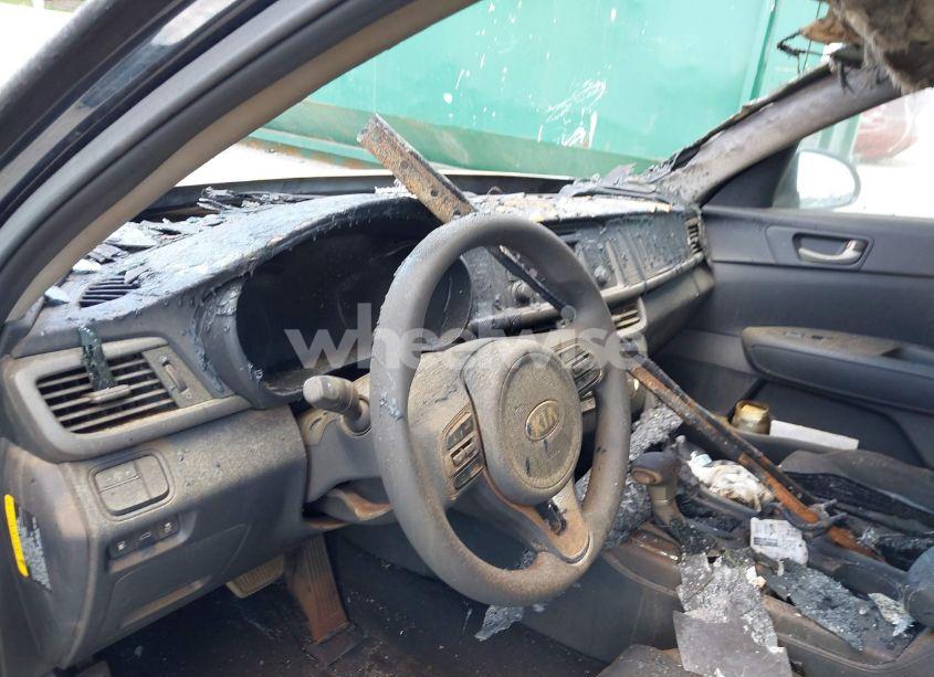 Photo 13 of 2016 Kia Optima LX (VIN 5XXGT4L3XGG007016)