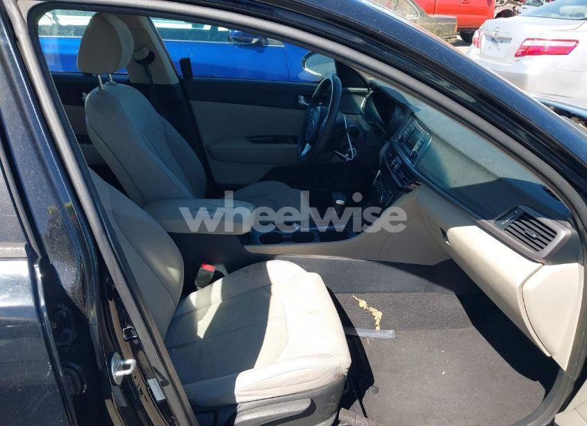 Photo 5 of 2016 Kia Optima LX (VIN 5XXGT4L3XGG013835)