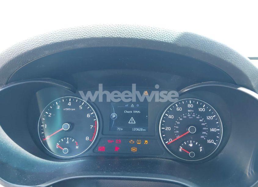 Photo 7 of 2016 Kia Optima LX (VIN 5XXGT4L3XGG013835)