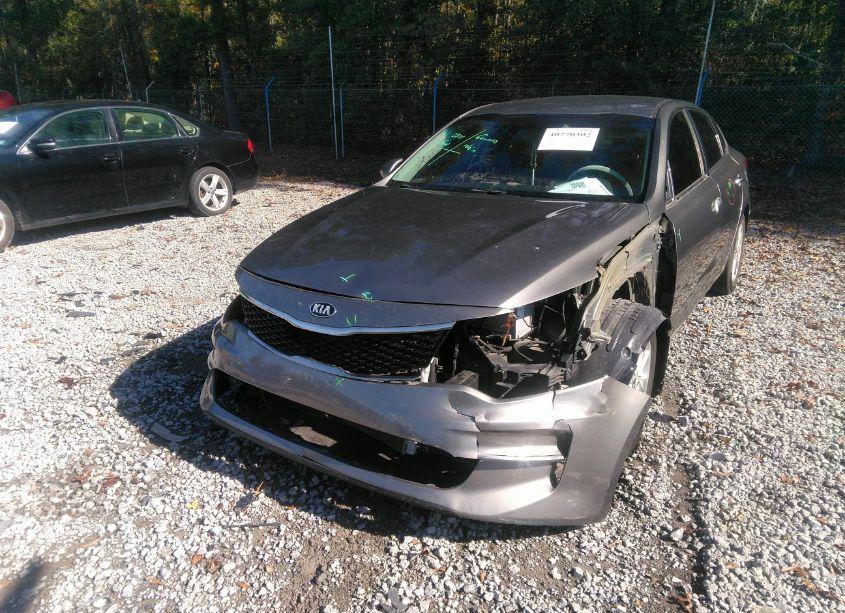 Photo 6 of 2016 Kia Optima LX (VIN 5XXGT4L3XGG023927)